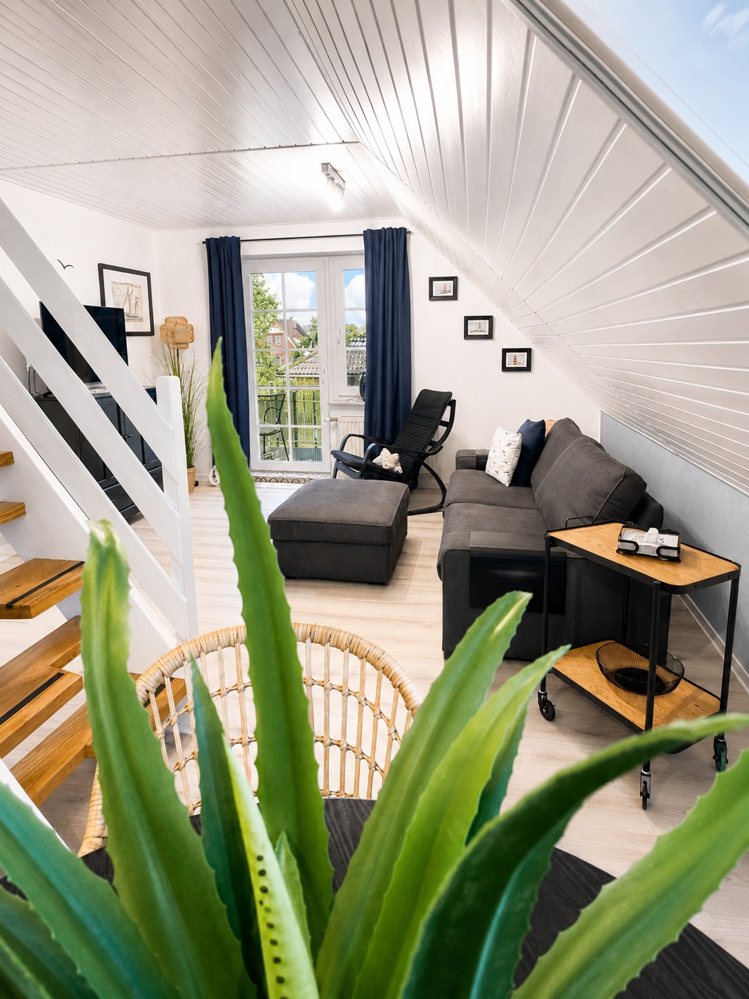 Wohnzimmer mit Pflanze